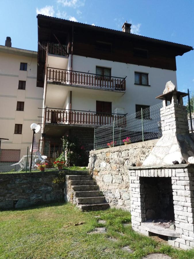 Ferienwohnung Chez Ferdinand Valtournenche Exterior foto